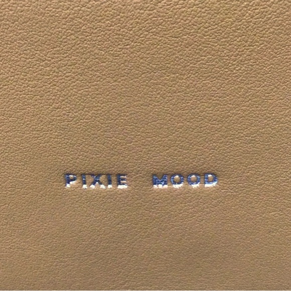 NWT PIXIE MOOD Zoe Causebox Vegan Leather Crossbody, Honey Color - Picture 6 of 15